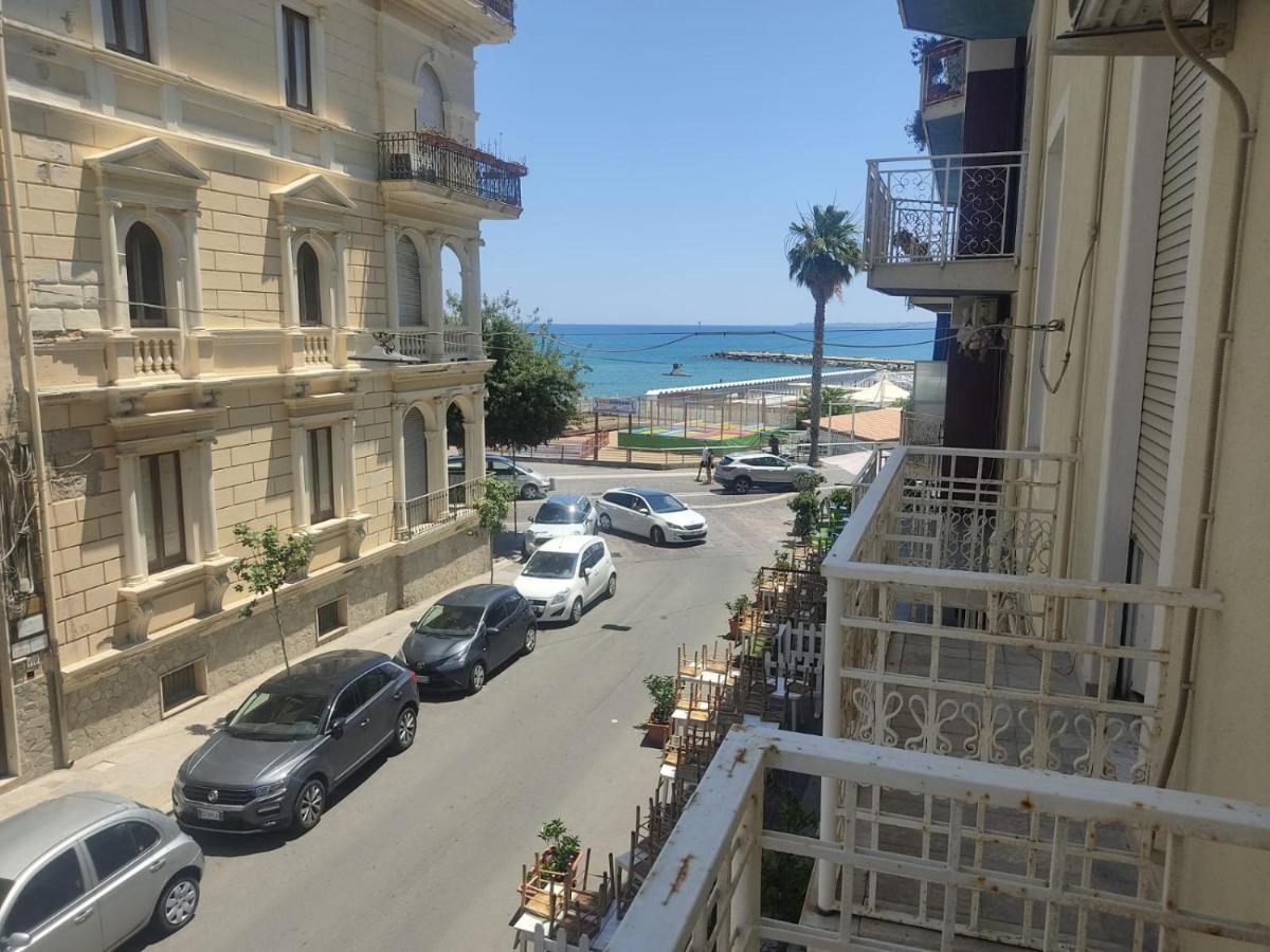 B&B Le Muse Crotone Eksteriør bilde